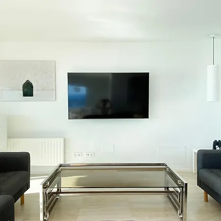 Magnificent At The Sea Front Of Apartman