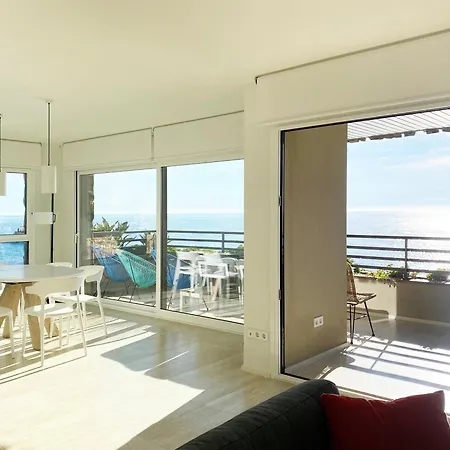 Magnificent At The Sea Front Of Apartamento Tossa de Mar